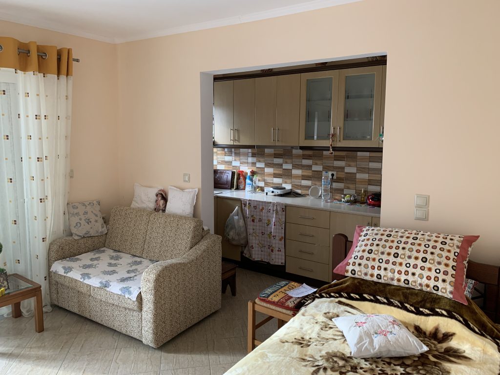 Bild 2 – Gemütliche Wohnung mit Potenzial in Çlirim, Saranda-Finiq