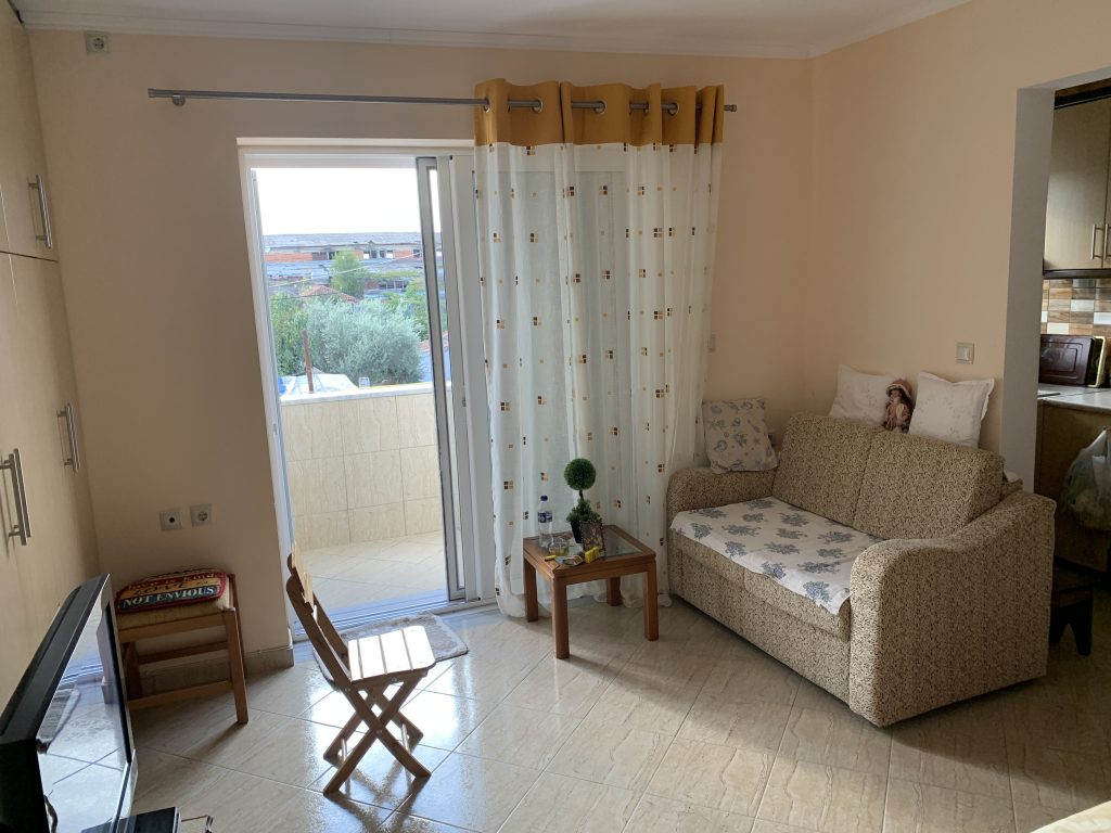 Bild 3 – Gemütliche Wohnung mit Potenzial in Çlirim, Saranda-Finiq