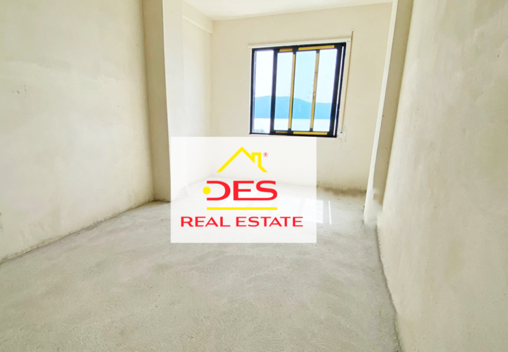 Bild 2 – Zum Verkauf steht eine 1+1 Wohnung in der Umgebung von Uji i Ftohtë mit Meerblick in Vlora