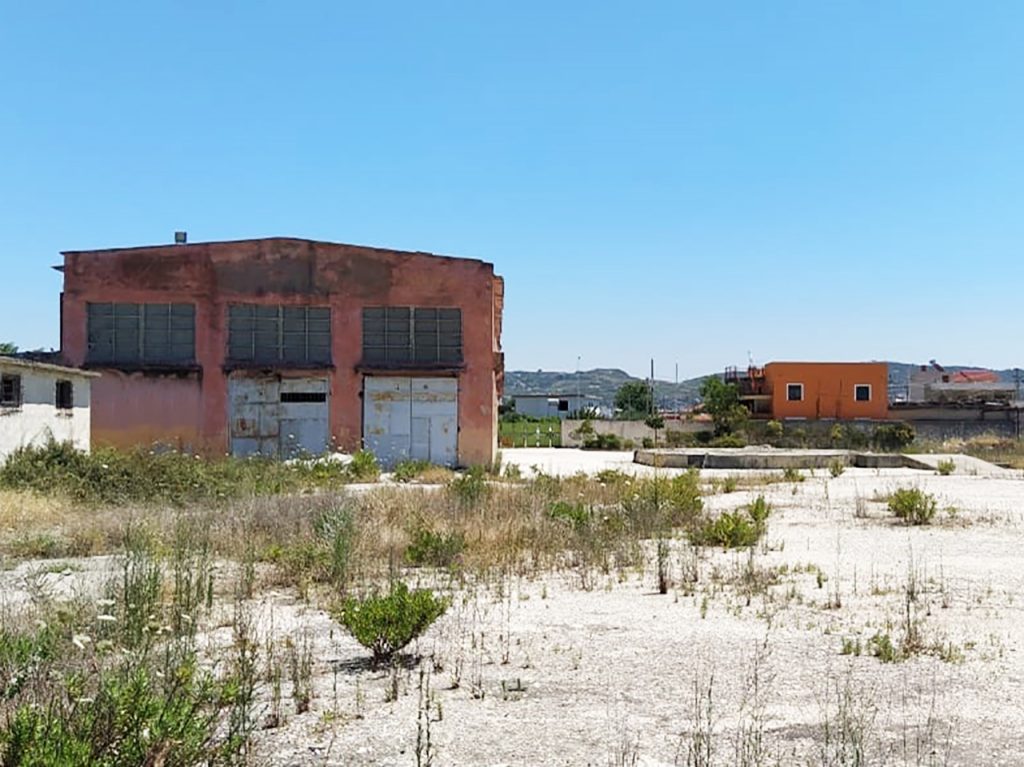 Bild 4 – Zu verkaufen: Gebäude + Grundstück am Stadteingang von Vlora