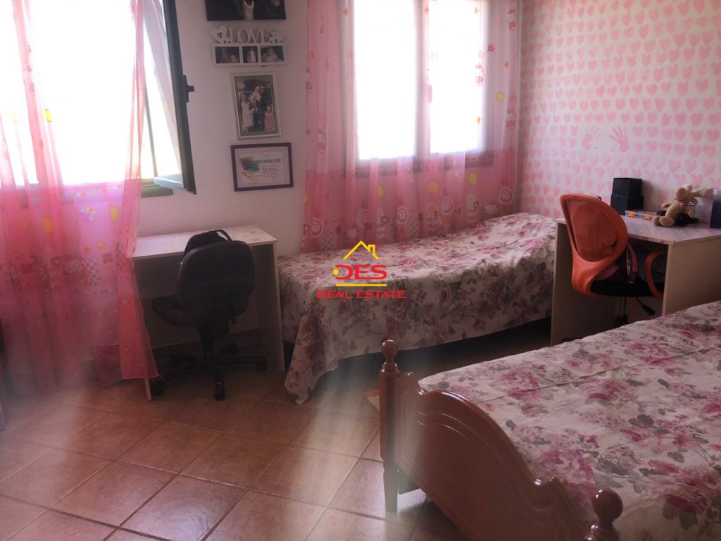 Bild 9 – Zum Verkauf: Haus mit 2 Etagen und einem Laden in der Nähe der ‚Shkolla Xhyheri‘, Vlora