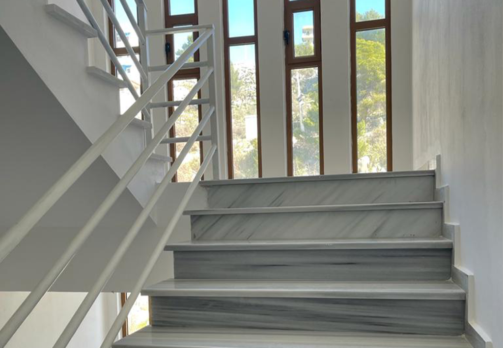 Bild 1 – ZUM VERKAUF – APARTAMENT 2+1 IN SARANDA