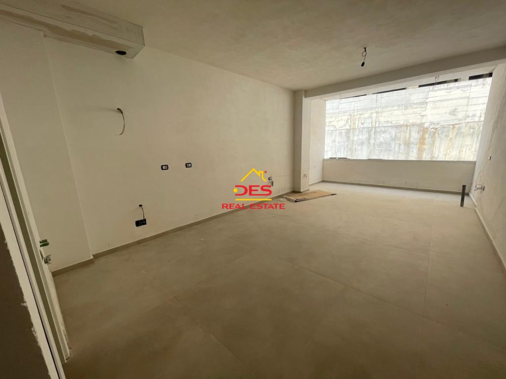 Bild 1 – Das Studio wird in Saranda verkauft