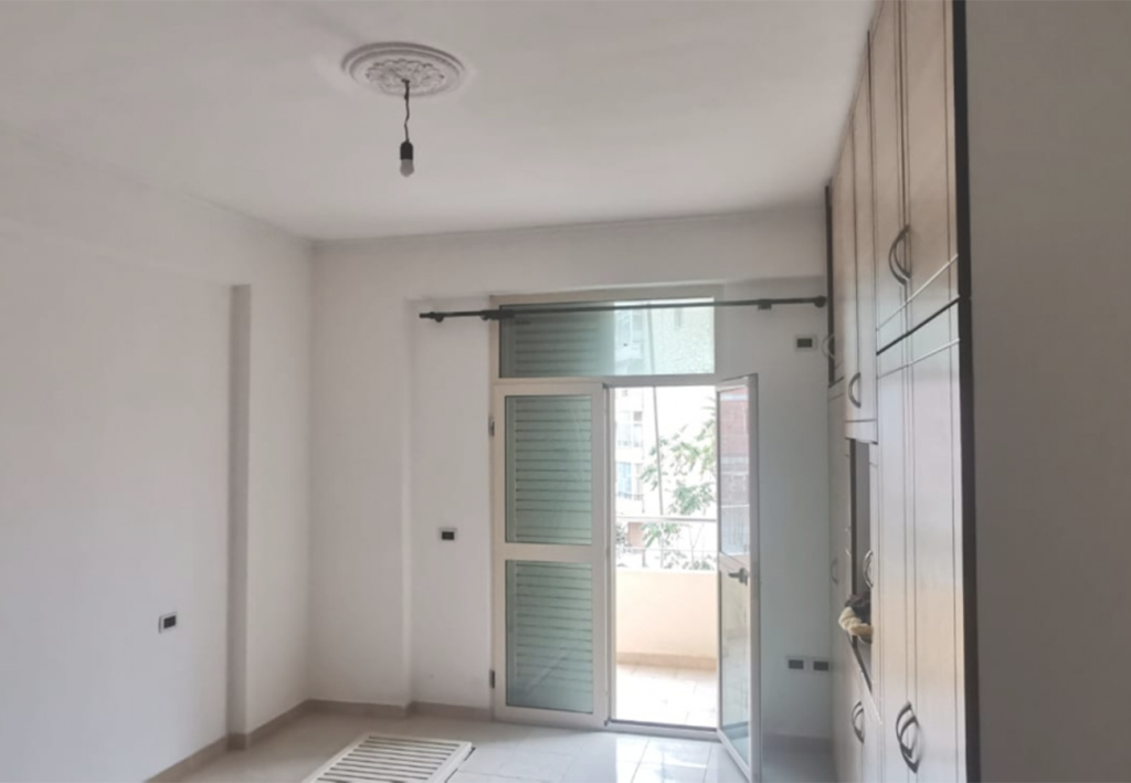 Bild 2 – Die 2+1+2 Wohnung in „Lungomare“ Vlorë wird verkauft