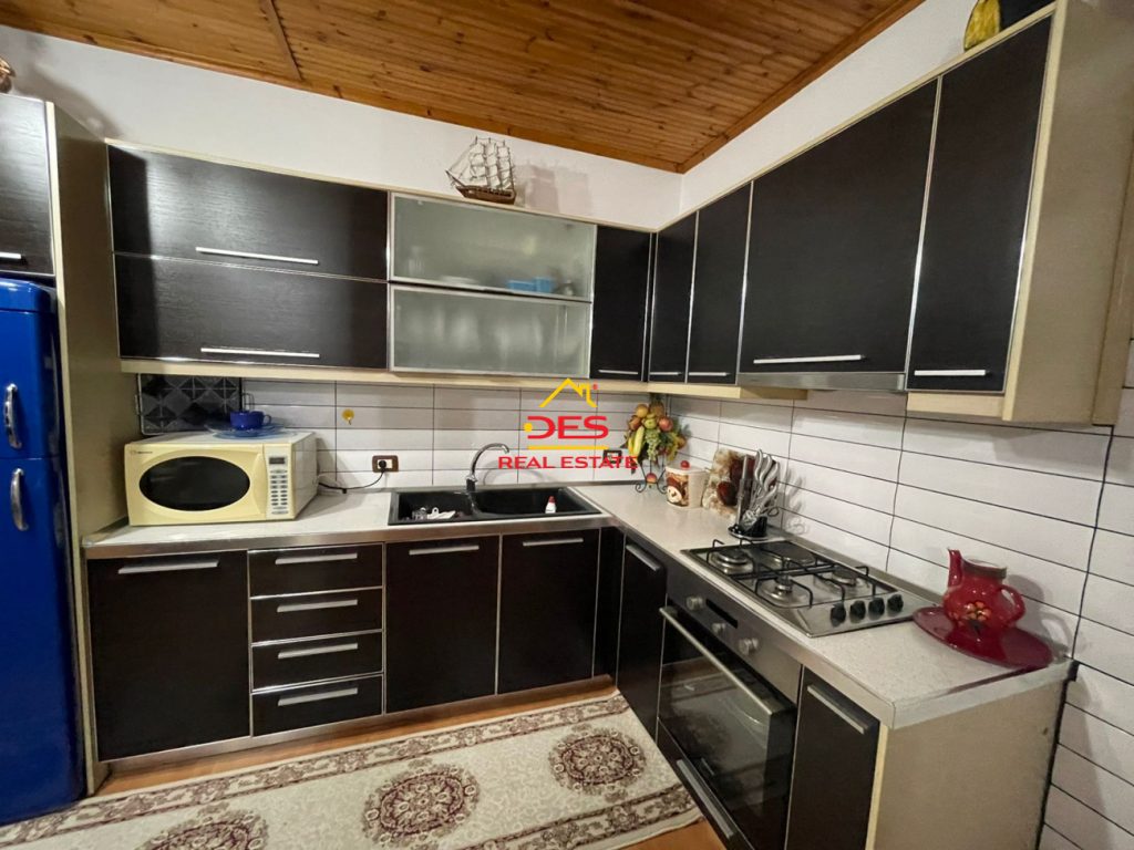 Bild 8 – Zum Verkauf: Privates zweistöckiges Haus in der Straße 1 Maj, Vlora