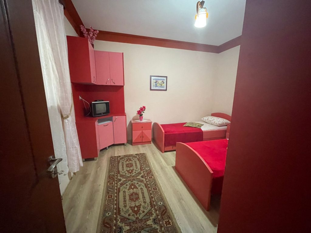 Bild 23 – ZU VERKAUFEN PRIVATES HAUS 3+2+1 IN KONISPOL + 3400 M2 OLIVENLAND (60 ANGEpflanzte OLIVENWURZELN)