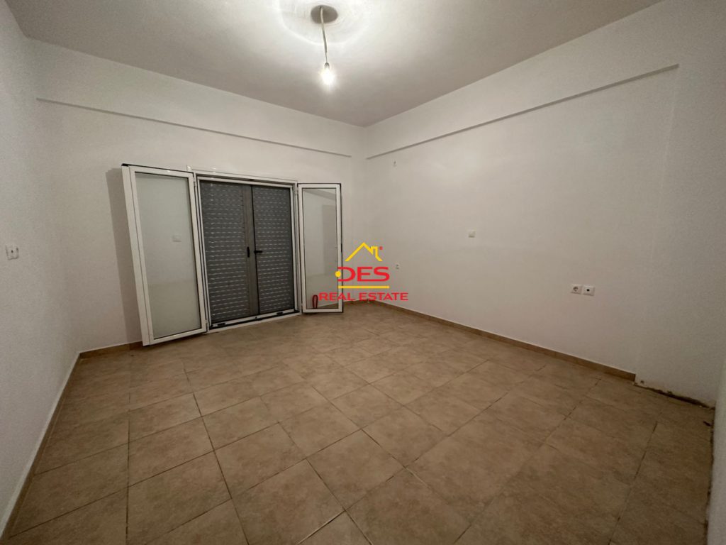 Bild 2 – Zweistöckige Villa mit Grundstück in Ardashova, Saranda