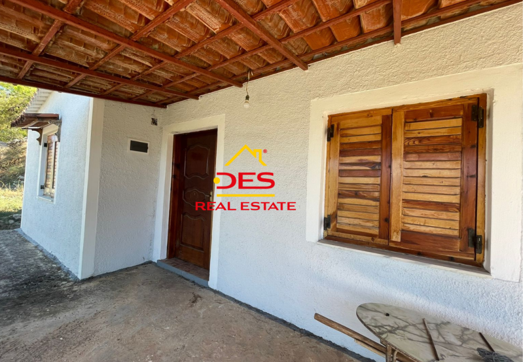Bild 3 – Zum Verkauf steht ein privates Haus mit einem Grundstück von 500 m2 in Saranda.