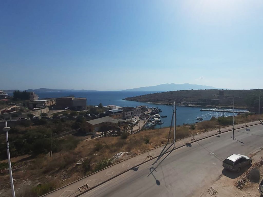 Bild 2 – Zum Verkauf: 1+1 Wohnung in Saranda in der Nähe des Hafens