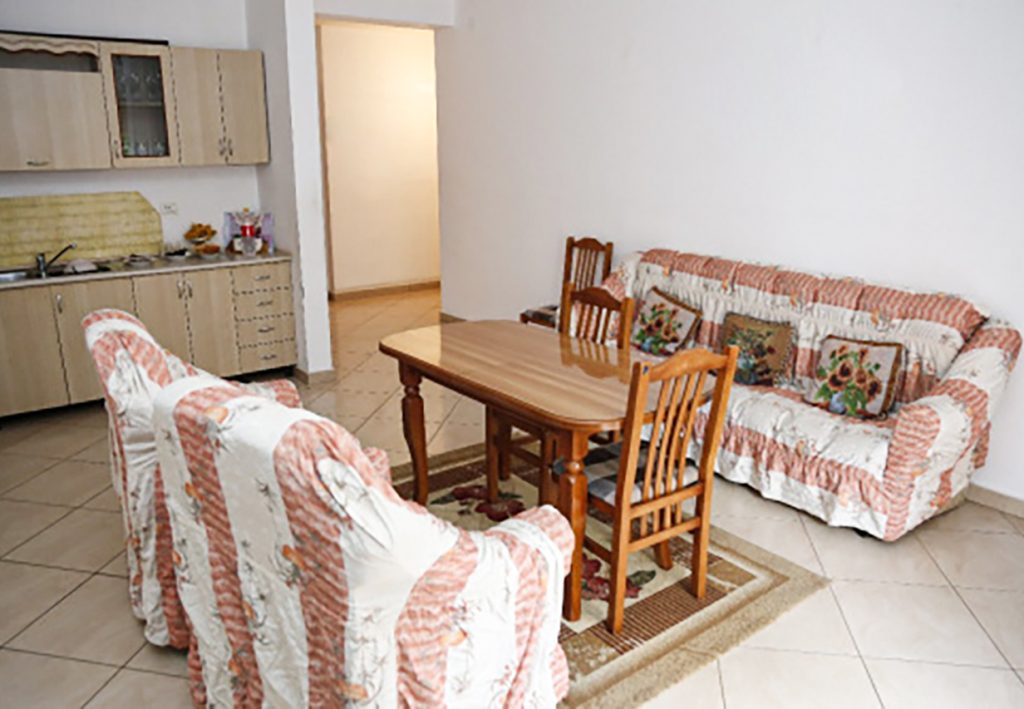 Bild 2 – Zum Verkauf steht eine 1+1 Wohnung in der „Pavarësia“ Nachbarschaft in Vlora