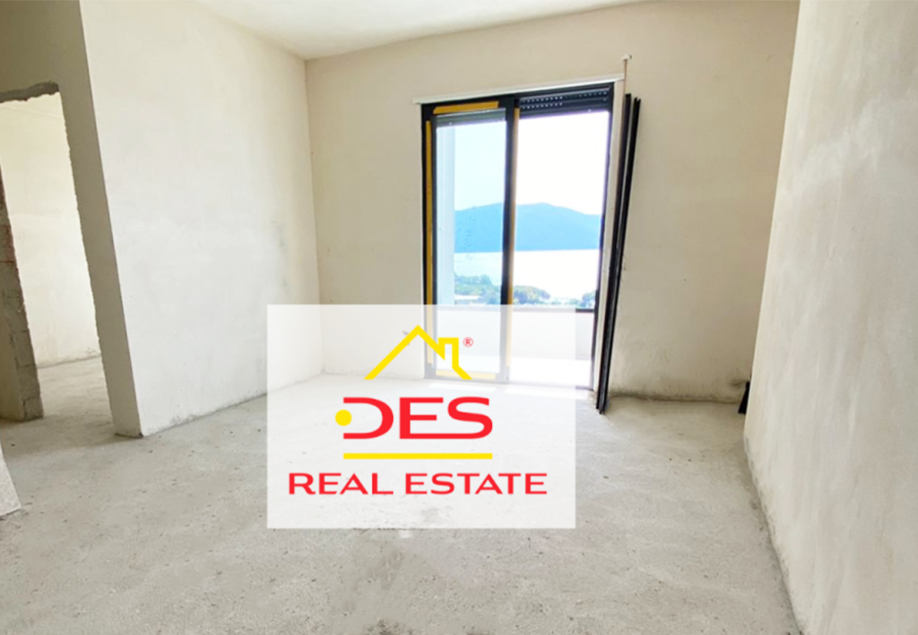 Bild 3 – Zum Verkauf steht eine 1+1 Wohnung in der Umgebung von Uji i Ftohtë mit Meerblick in Vlora