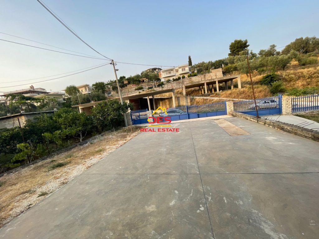 Bild 4 – ZU VERMIETEN: GEWERBLICHER RAUM VON 160 M2 IN METOQ, SARANDA