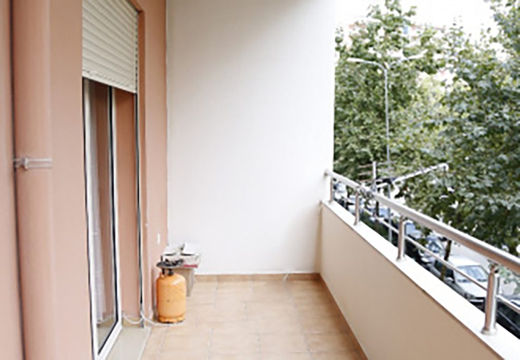 Bild 3 – Zum Verkauf steht eine 1+1 Wohnung in der „Pavarësia“ Nachbarschaft in Vlora