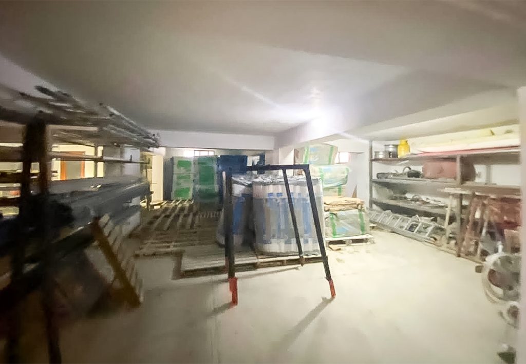 Bild 1 – Zum Verkauf: Garage in Skelë, Vlora