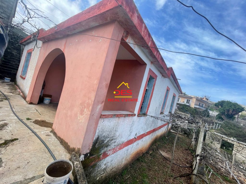 Bild 6 – Zum Verkauf steht ein privates Haus mit Garage in Gjashtë, Saranda.