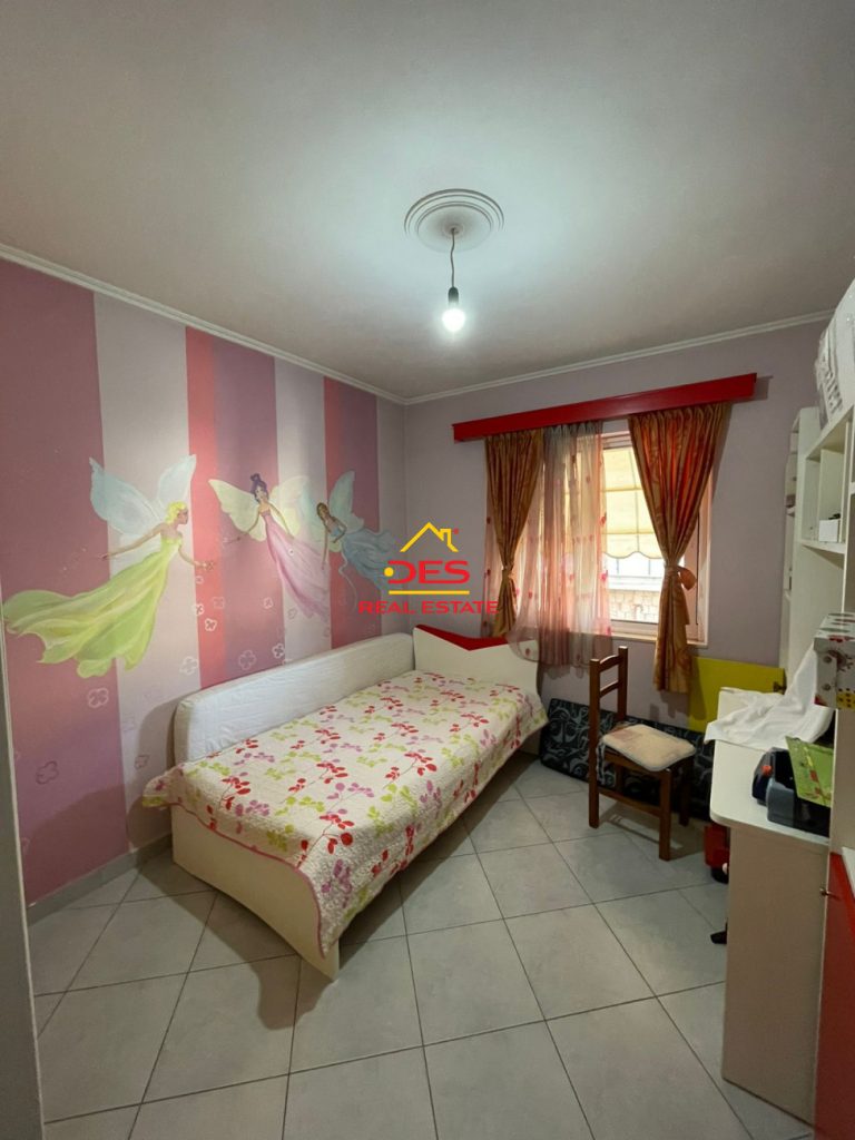 Bild 9 – Zum Verkauf steht eine Wohnung mit 3 Schlafzimmern, 1 Wohnzimmer, 2 Badezimmern und einer Garage in Saranda