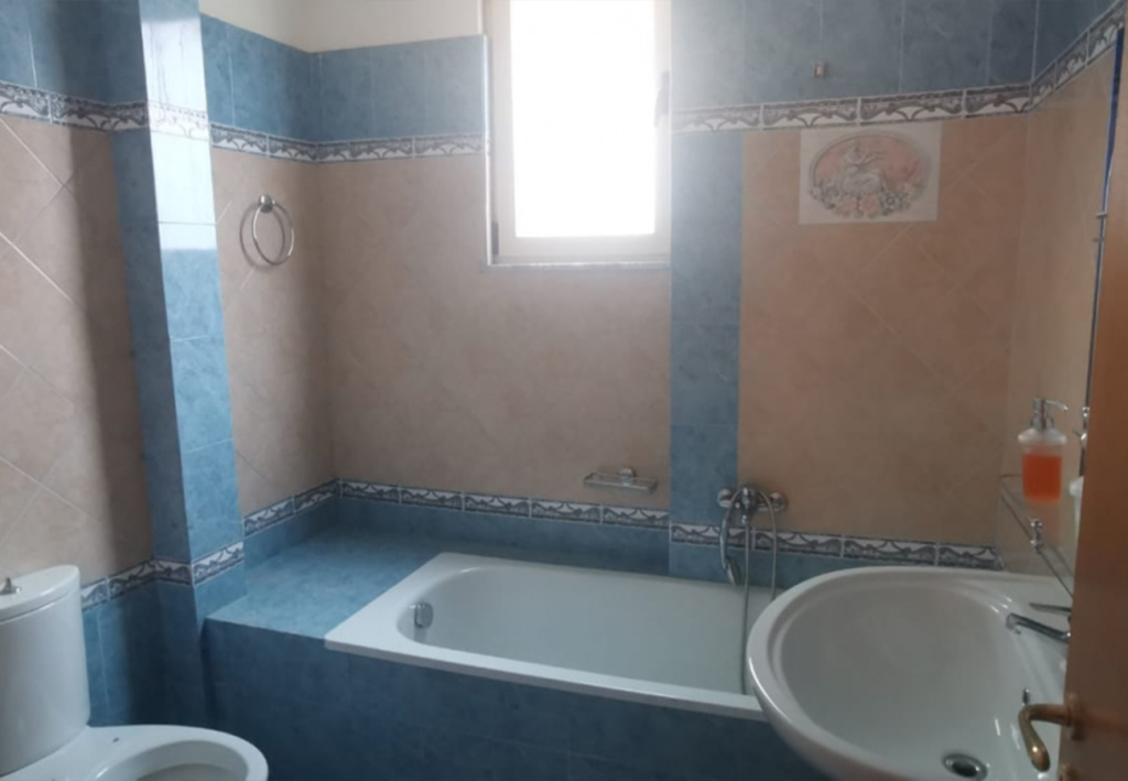 Bild 4 – Die 2+1+2 Wohnung in „Lungomare“ Vlorë wird verkauft