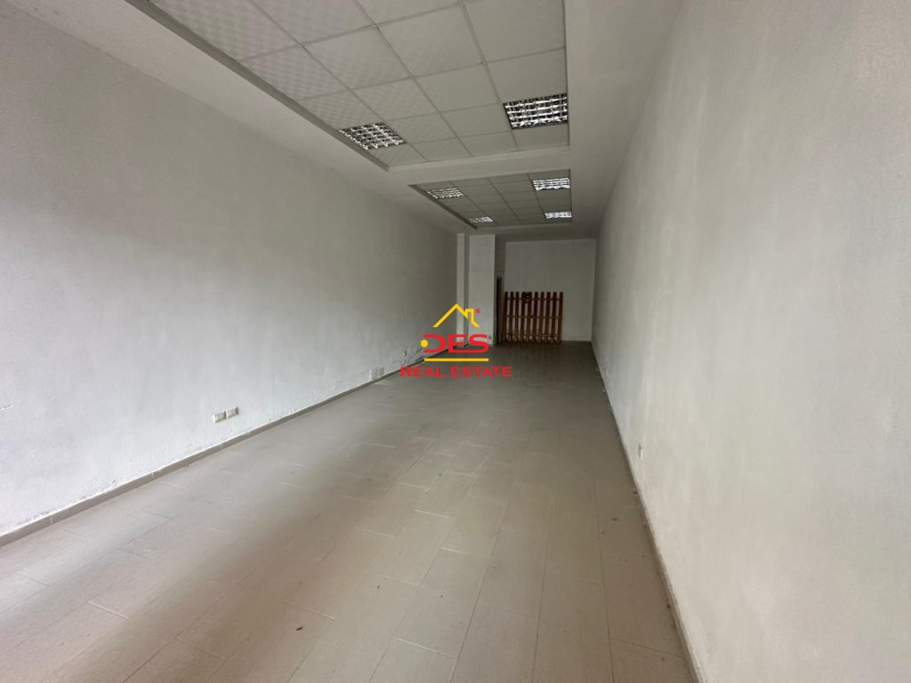Bild 2 – Zum Verkauf steht ein Geschäft in der Nähe von Konad, Vlora