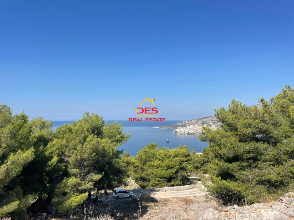 Bild 5 – Zum Verkauf steht eine dreistöckige Villa in Saranda