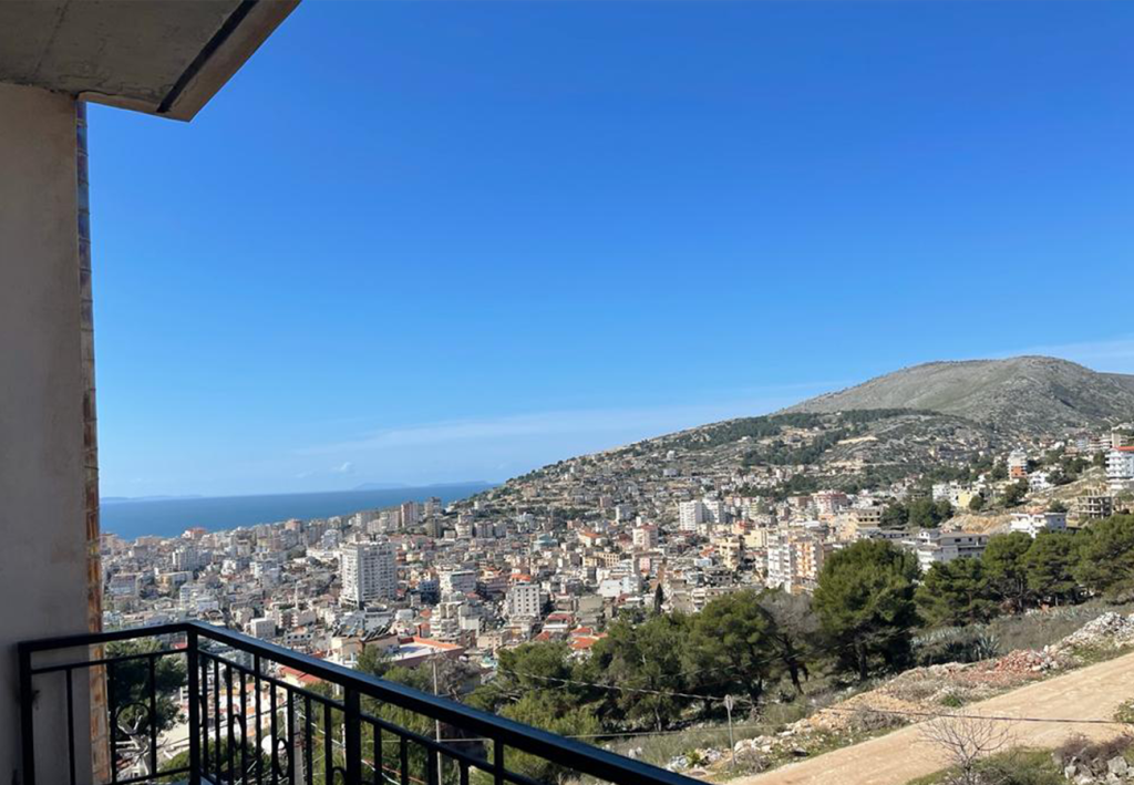 Bild 2 – ZUM VERKAUF – APARTAMENT 2+1 IN SARANDA