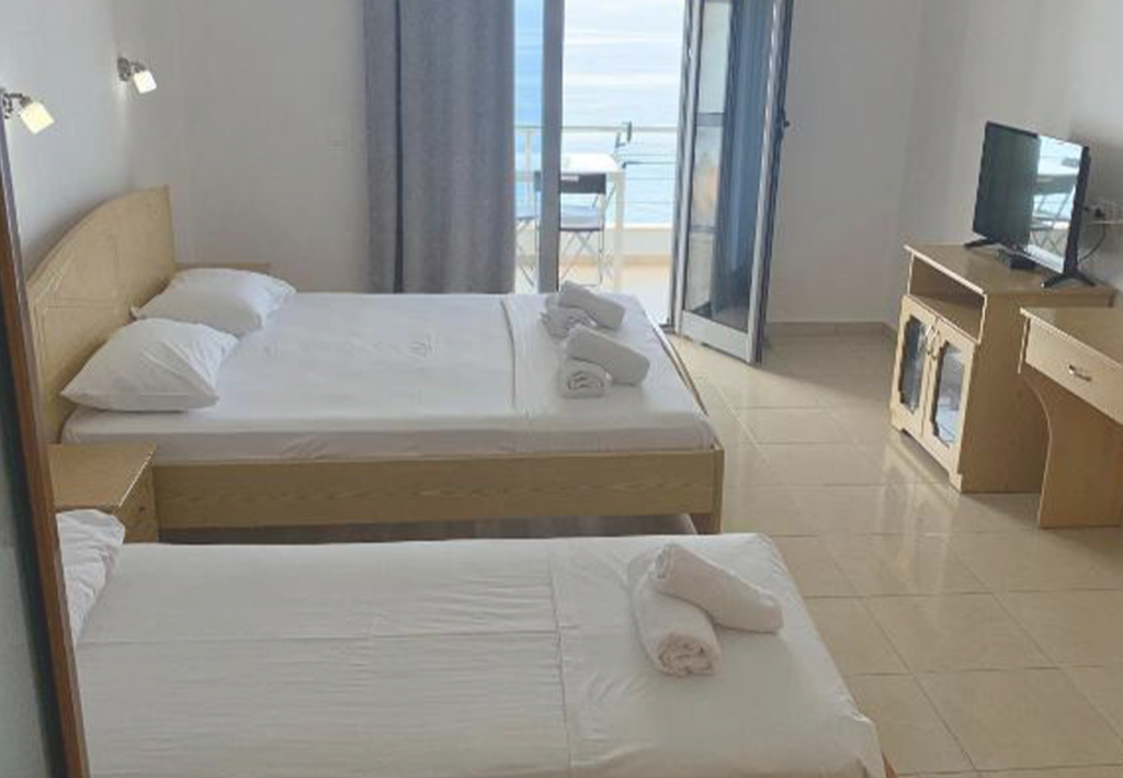 Bild 8 – Hotel + Grundstück in Dorf Qeparo, Himarë