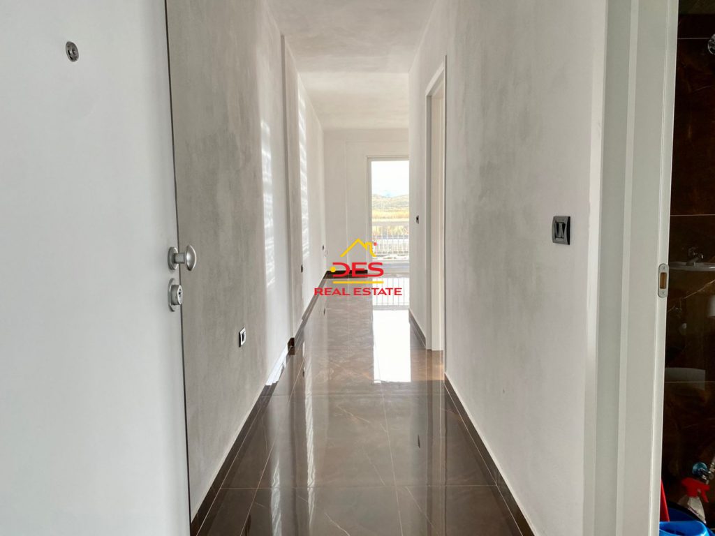 Bild 5 – OKAZION KLAR: APARTAMENT 1+1 ZUM VERKAUF IN RADHIME (Seitlicher Meerblick)
