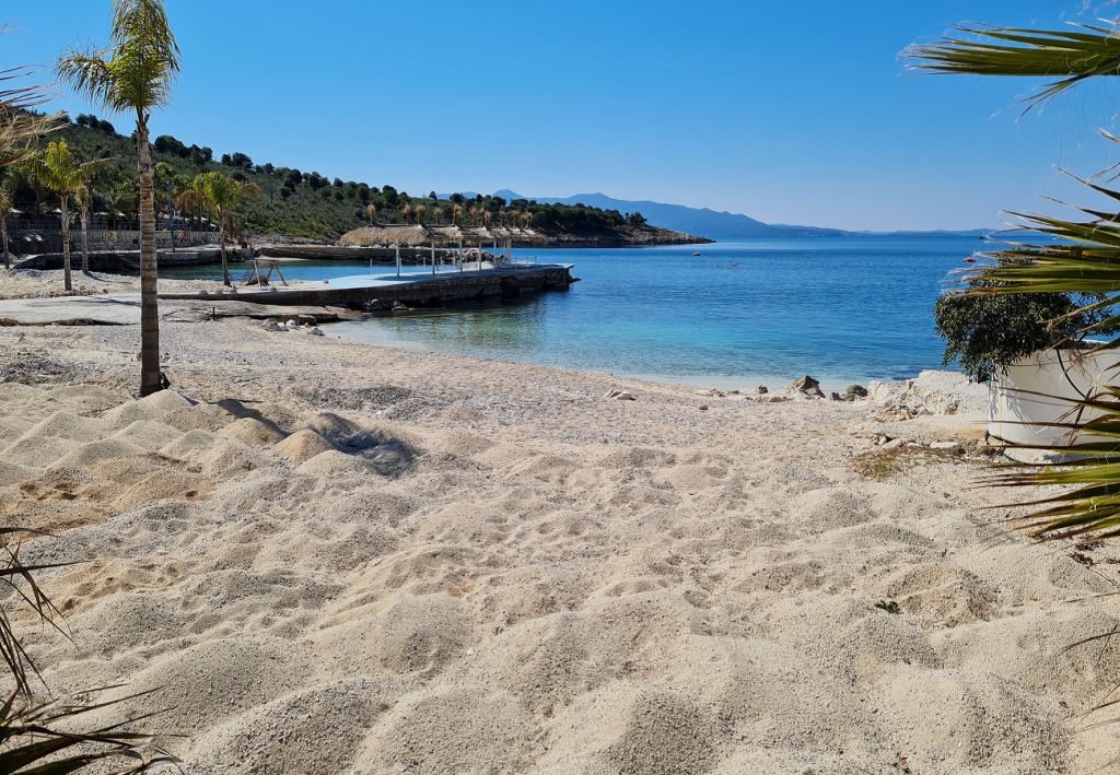 Bild 6 – Zum Verkauf steht ein privates Haus mit Grundstück in der Nähe des Meeres in Saranda