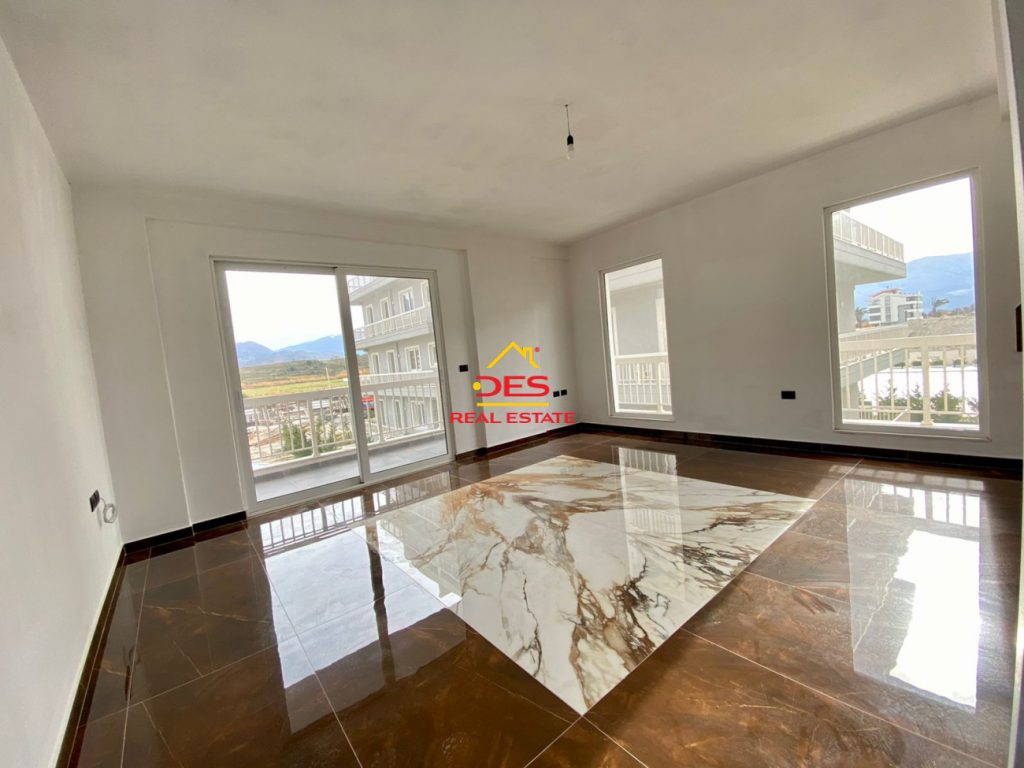 Bild 4 – OKAZION KLAR: APARTAMENT 1+1 ZUM VERKAUF IN RADHIME (Seitlicher Meerblick)