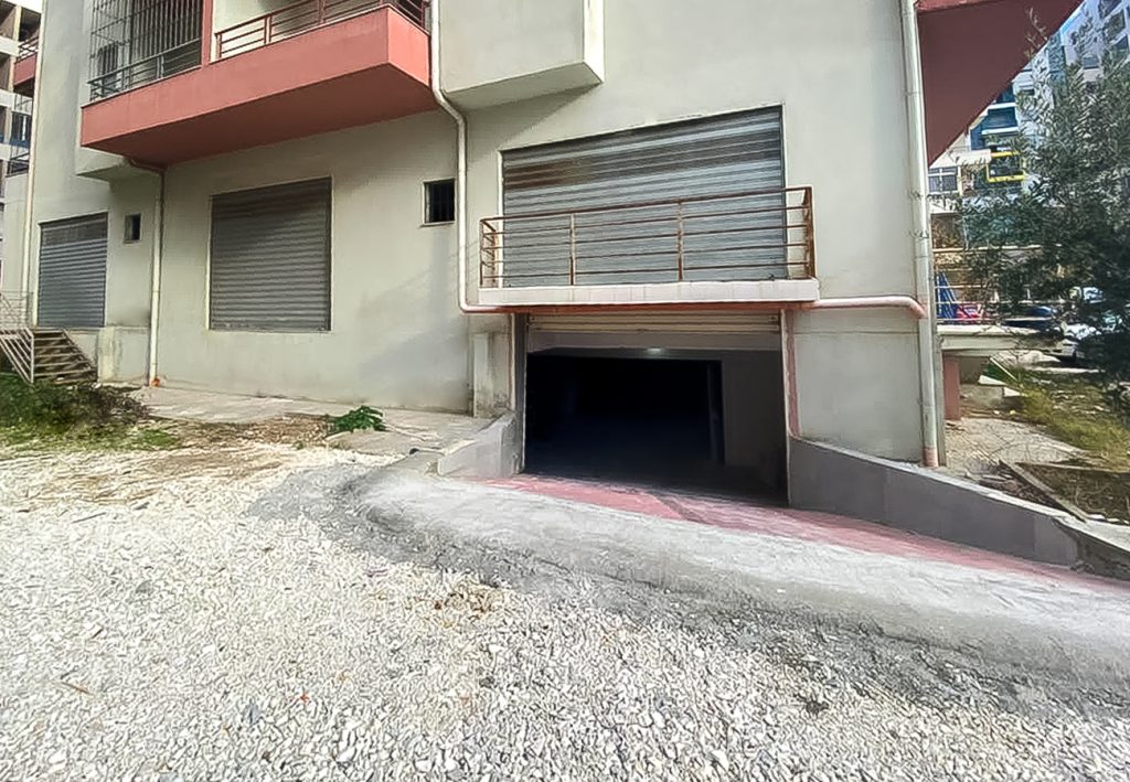 Bild 5 – Zum Verkauf: Garage in Skelë, Vlora