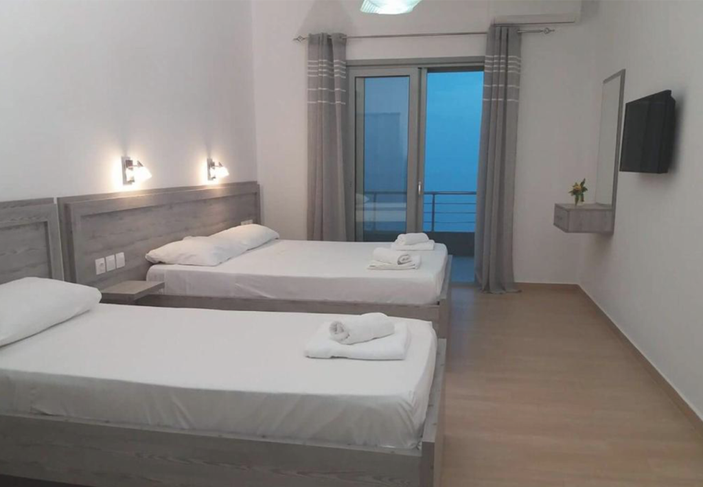 Bild 4 – Hotel + Grundstück in Dorf Qeparo, Himarë