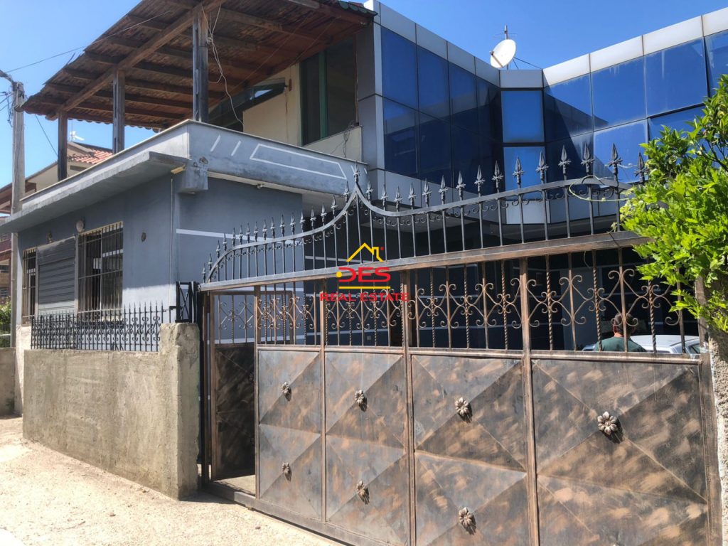 Bild 15 – Zum Verkauf: Haus mit 2 Etagen und einem Laden in der Nähe der ‚Shkolla Xhyheri‘, Vlora