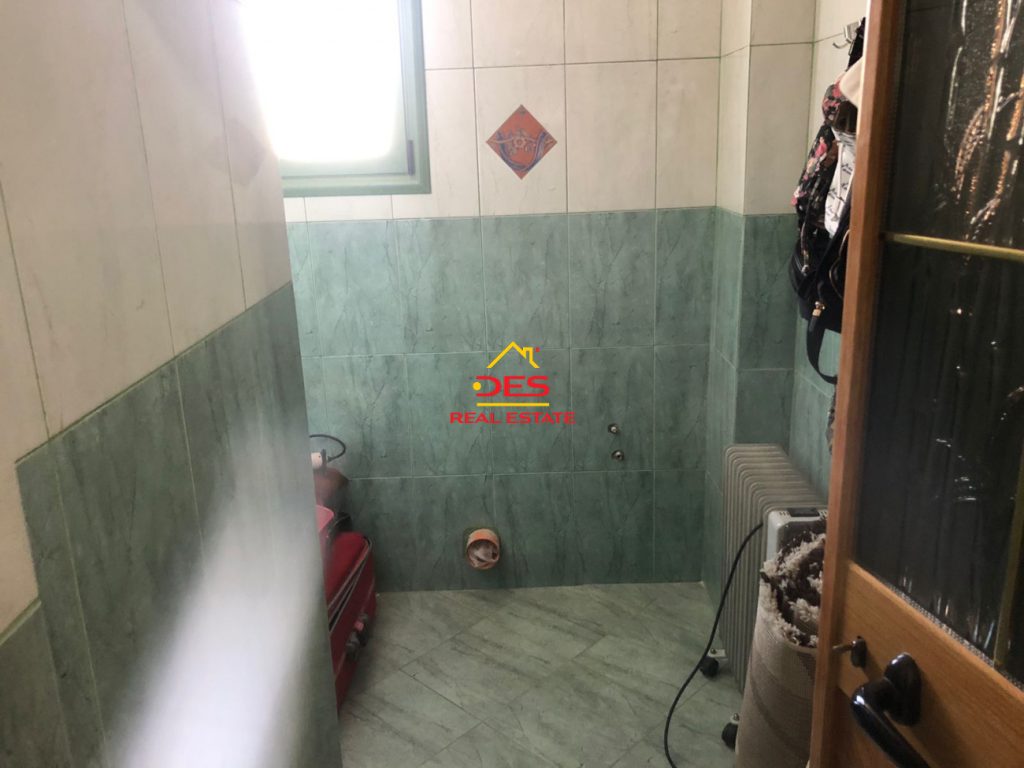 Bild 10 – Zum Verkauf: Haus mit 2 Etagen und einem Laden in der Nähe der ‚Shkolla Xhyheri‘, Vlora