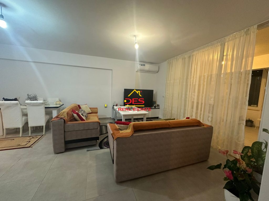 Bild 14 – Zum Verkauf steht eine Wohnung 2+1+2 in Saranda
