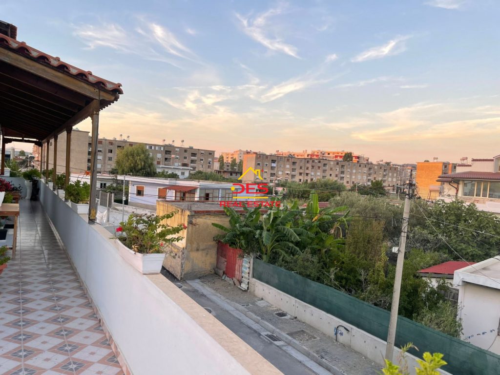 Bild 3 – Zum Verkauf: Privates zweistöckiges Haus in der Straße 1 Maj, Vlora
