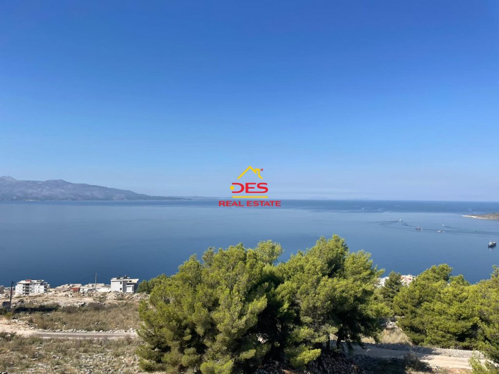 Bild 11 – Zum Verkauf steht eine dreistöckige Villa in Saranda