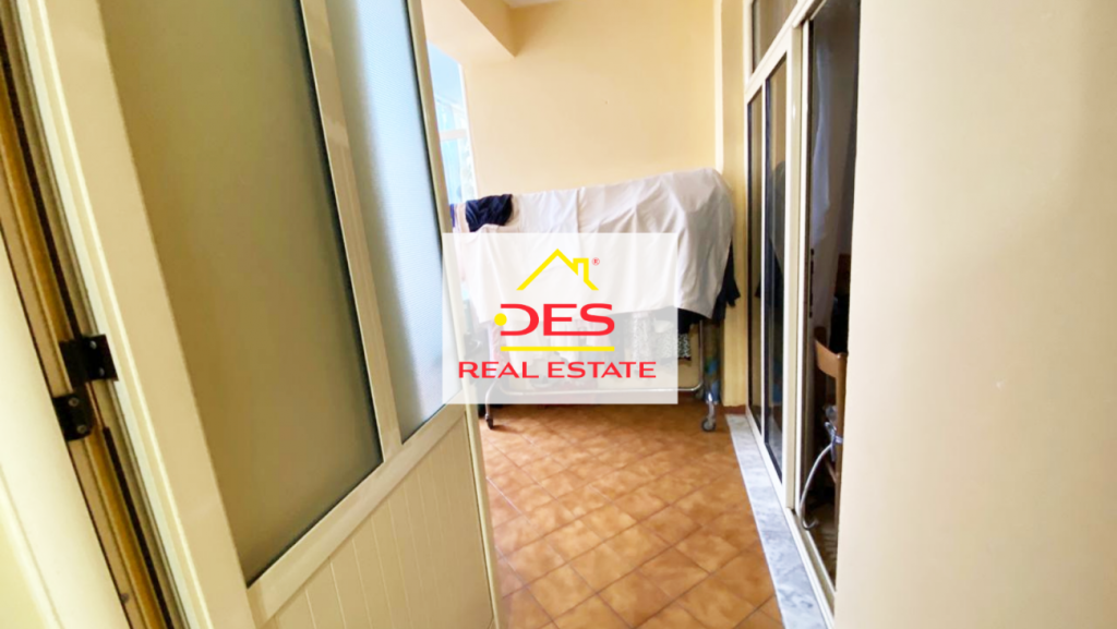 Bild 5 – Zum Verkauf steht eine Wohnung mit 3 Schlafzimmern, 1 Wohnzimmer und 2 Badezimmern in der 7 Nëntori-Straße, Vlora