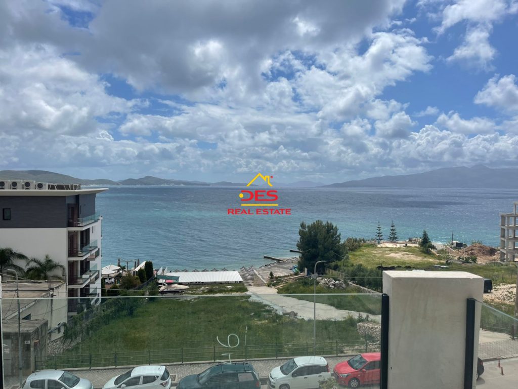 Bild 2 – Zum Verkauf steht ein luxuriöses Duplex-Apartment 2+1+2 mit Meerblick in Saranda