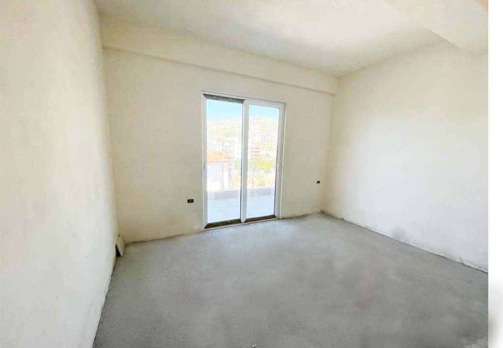 Bild 3 – Zum Verkauf steht eine 2+1 Wohnung am Meer in Saranda