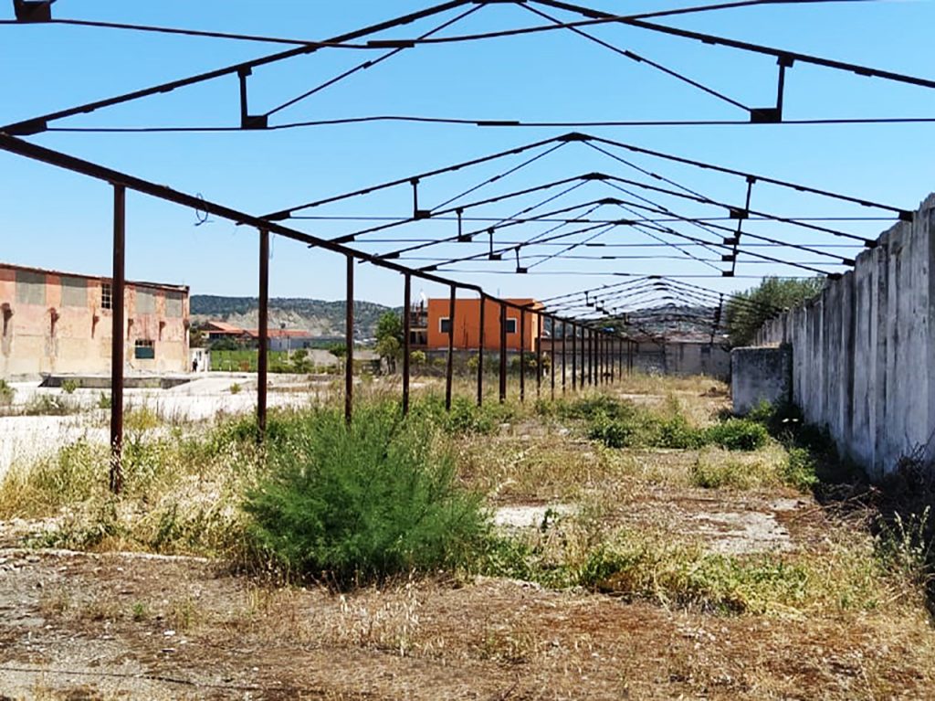Bild 5 – Zu verkaufen: Gebäude + Grundstück am Stadteingang von Vlora
