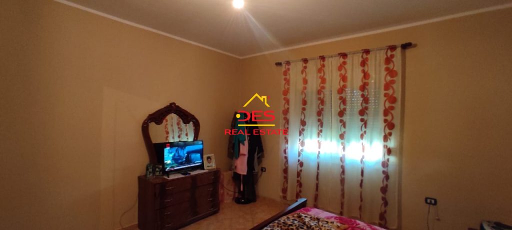 Bild 5 – ZU VERKAUFEN PRIVATES HAUS 3+1 IN OLD BEACH, VLORA