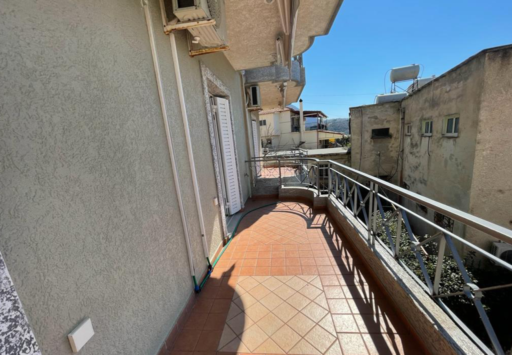 Bild 14 – Zum Verkauf steht eine Villa mit Grundstück in Himare