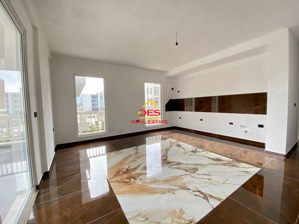 Bild 2 – OKAZION KLAR: APARTAMENT 1+1 ZUM VERKAUF IN RADHIME (Seitlicher Meerblick)