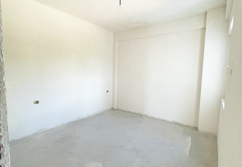 Bild 2 – Zum Verkauf steht eine 1+1 Wohnung am Meer in Saranda