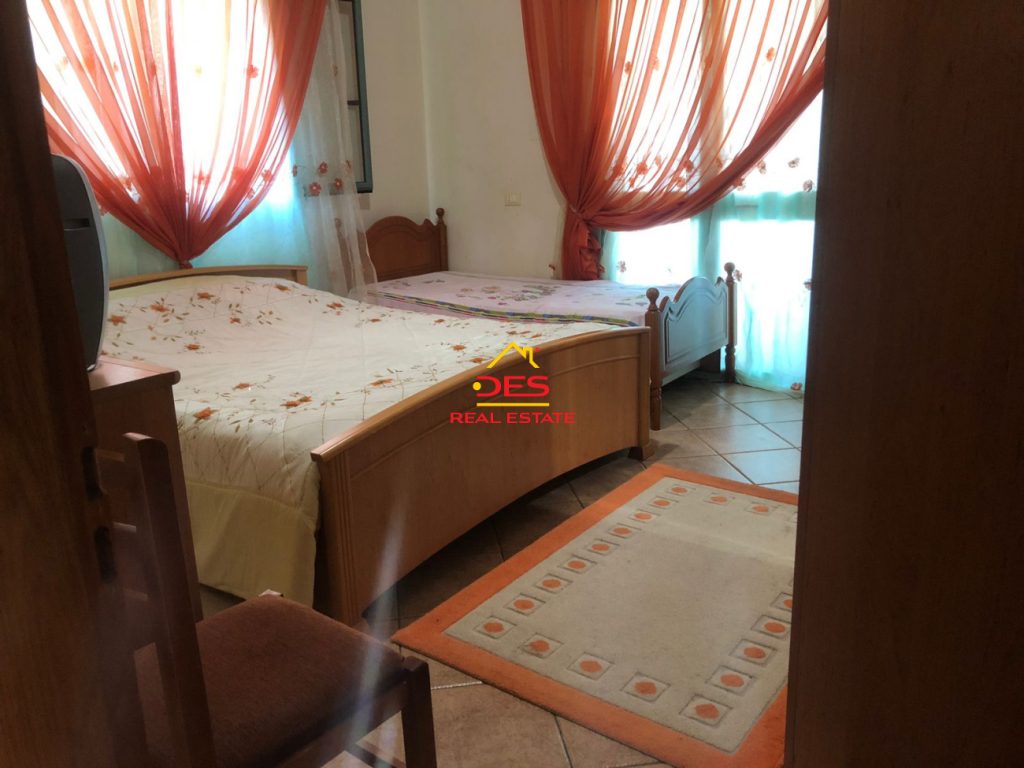 Bild 18 – Zum Verkauf: Haus mit 2 Etagen und einem Laden in der Nähe der ‚Shkolla Xhyheri‘, Vlora