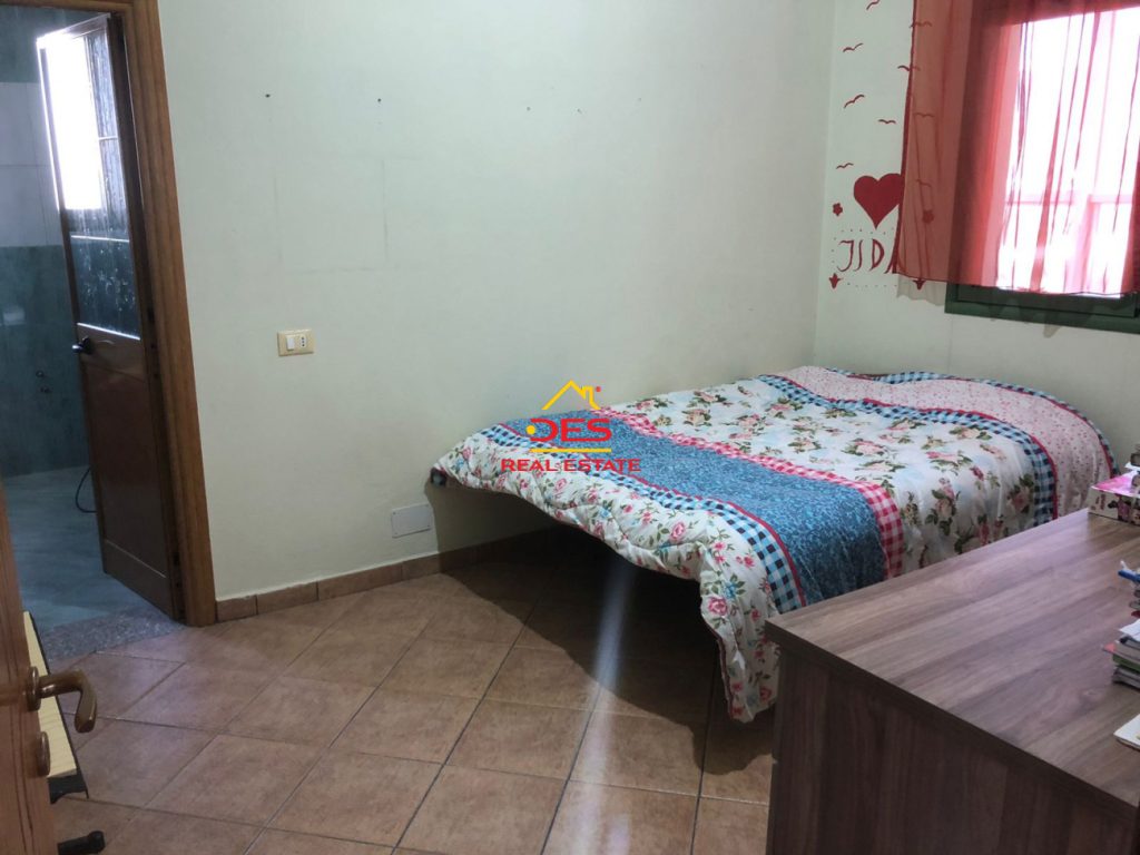 Bild 19 – Zum Verkauf: Haus mit 2 Etagen und einem Laden in der Nähe der ‚Shkolla Xhyheri‘, Vlora