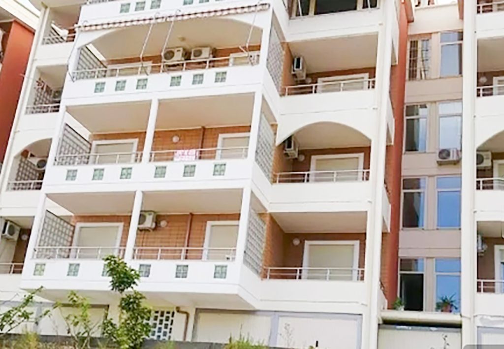 Bild 2 – OKAZION!!! ZUM VERKAUF: APARTMENT 2+1 MIT MEERBLICK IN DER NÄHE VON DIAMOND HILL, VLORA