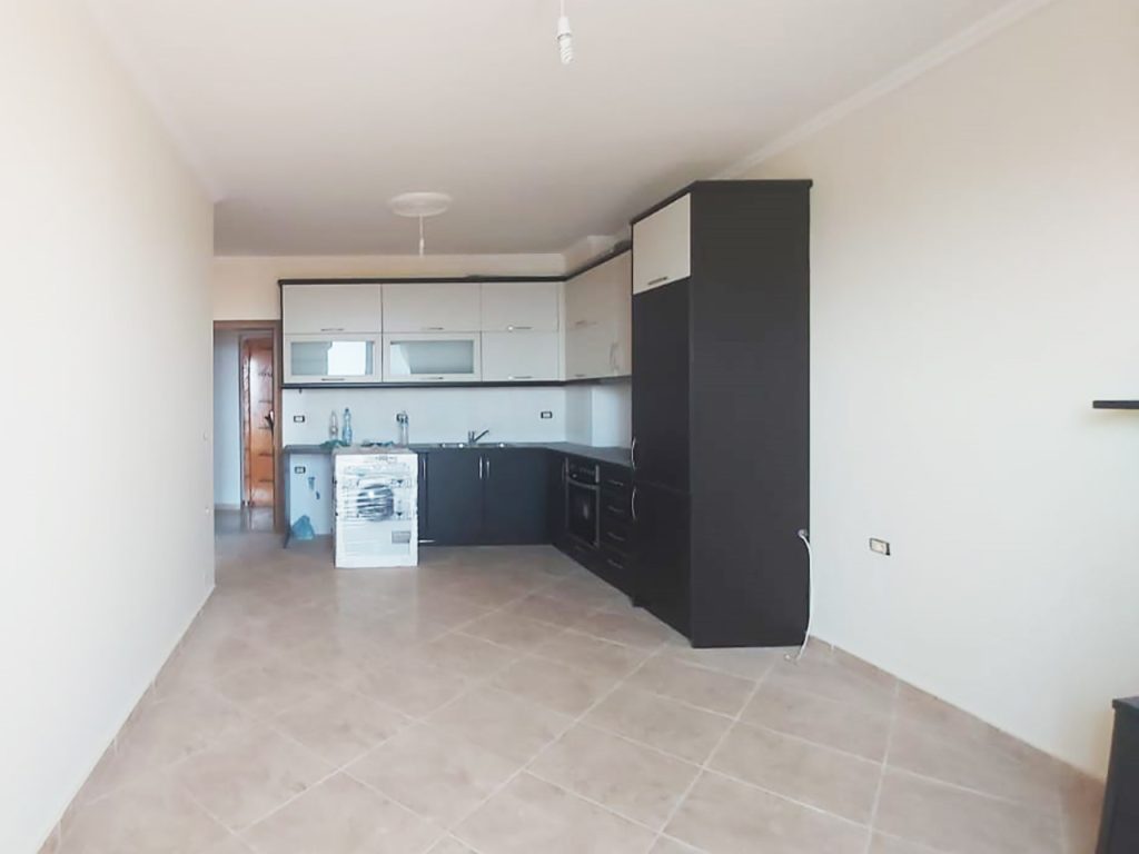 Bild 5 – Zum Verkauf: 1+1 Wohnung in Saranda in der Nähe des Hafens