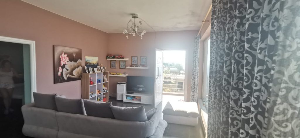 Bild 11 – Zum Verkauf steht eine Wohnung 2+1+2 mit Meerblick in Vlora