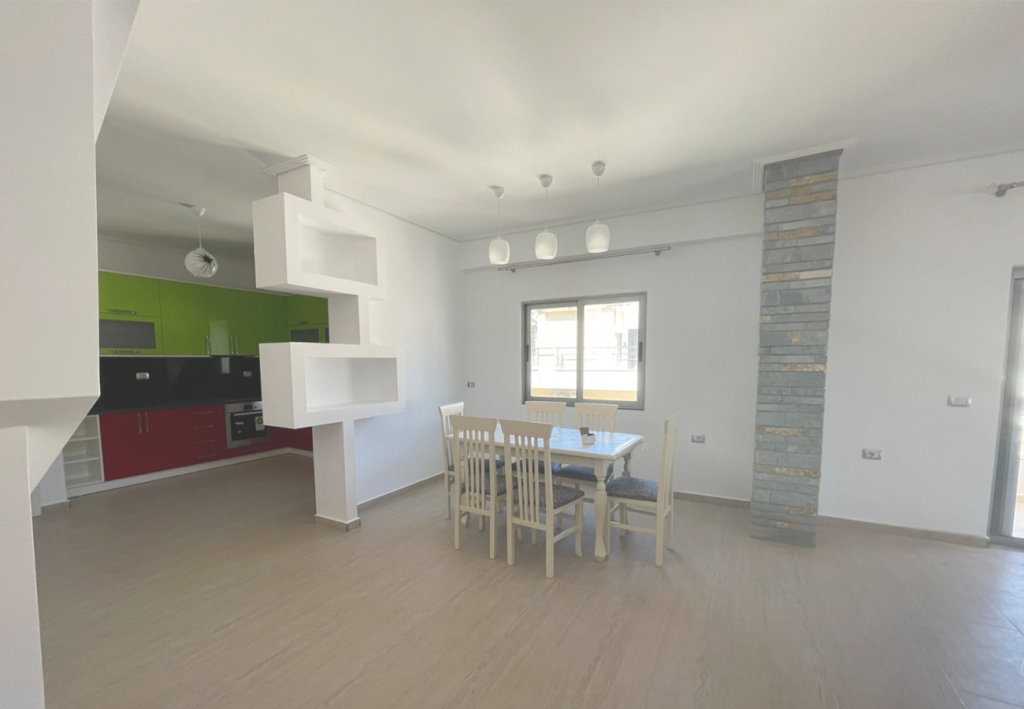 Bild 13 – OKAZION! WIRD VERKAUFT: HAUS MIT GARAGE IN SARANDA