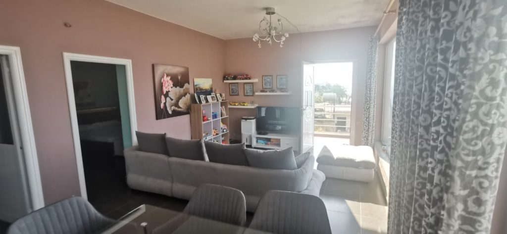 Bild 12 – Zum Verkauf steht eine Wohnung 2+1+2 mit Meerblick in Vlora